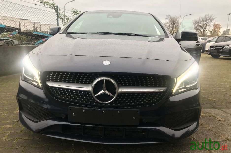 2017' Mercedes-Benz Cla-220 photo #3