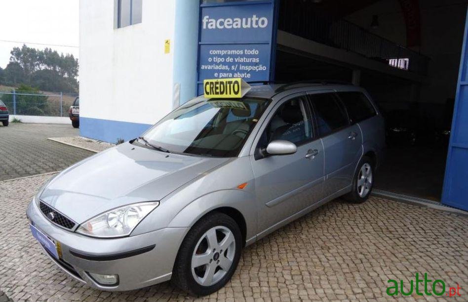 2004' Ford Focus Sw photo #1