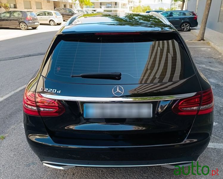 2020' Mercedes-Benz C 220 D photo #2