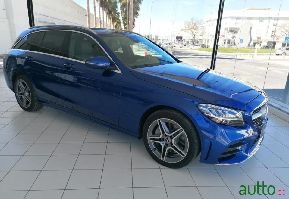 2020' Mercedes-Benz C-300 photo #1