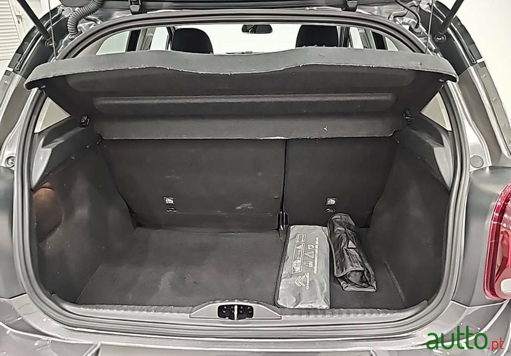 2019' Citroen C3 photo #6