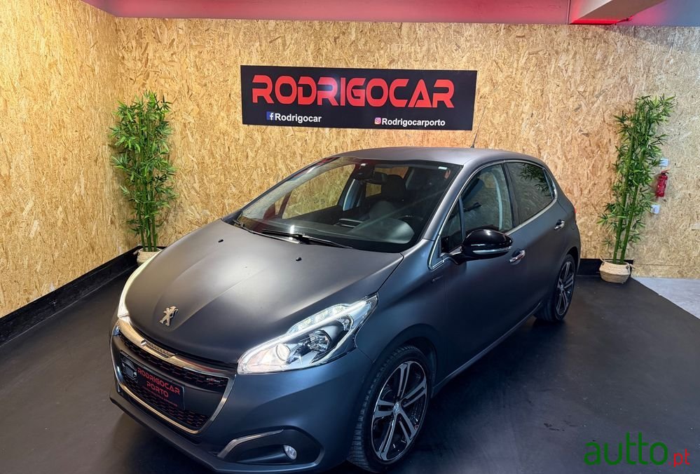 2016' Peugeot 208 photo #2