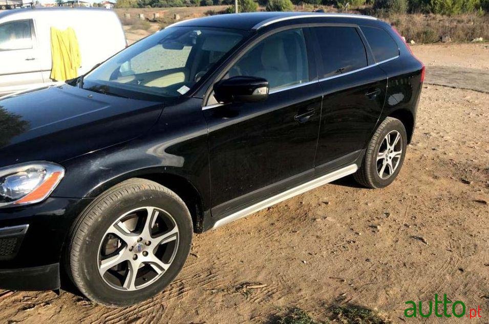 2011' Volvo Xc-60 2.0T Summum Powershift photo #5