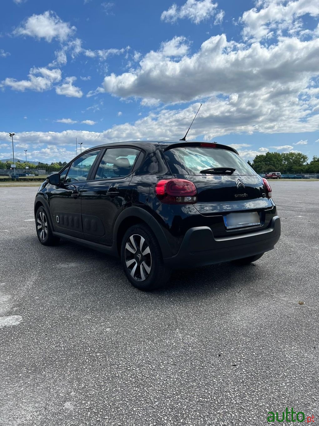 2017' Citroen C3 photo #2