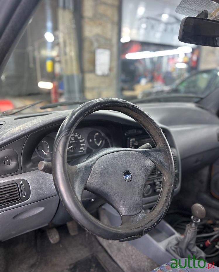 2002' Fiat Strada photo #3