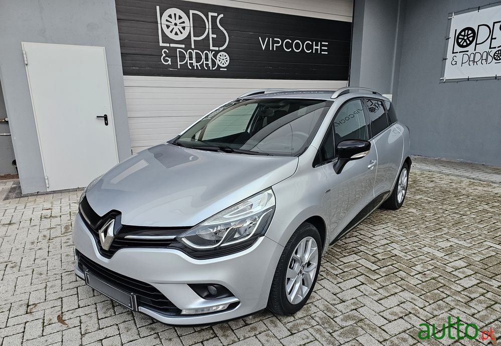 2018' Renault Clio Sport Tourer photo #1