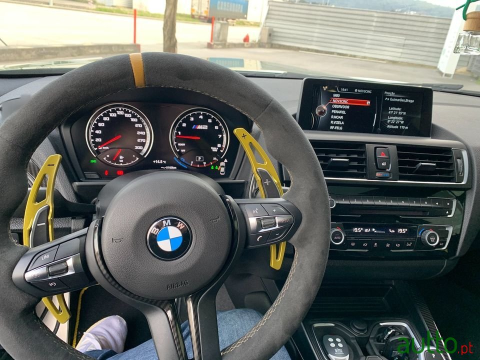 2015' BMW i8 photo #7