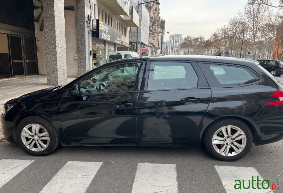 2016' Peugeot 308 Sw photo #1