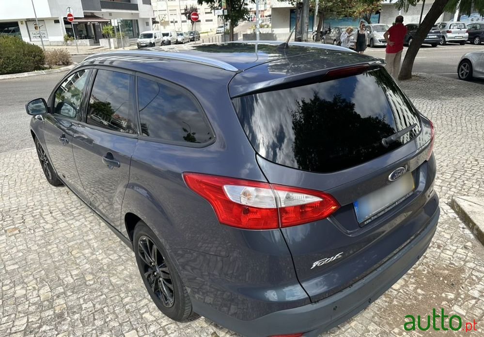 2013' Ford Focus Sw photo #6