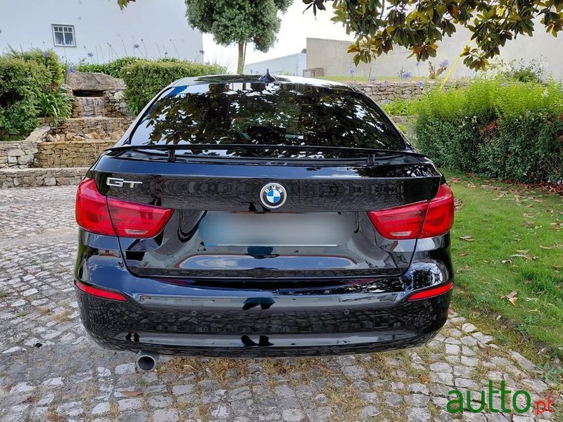 2018' BMW Série 3 D photo #4