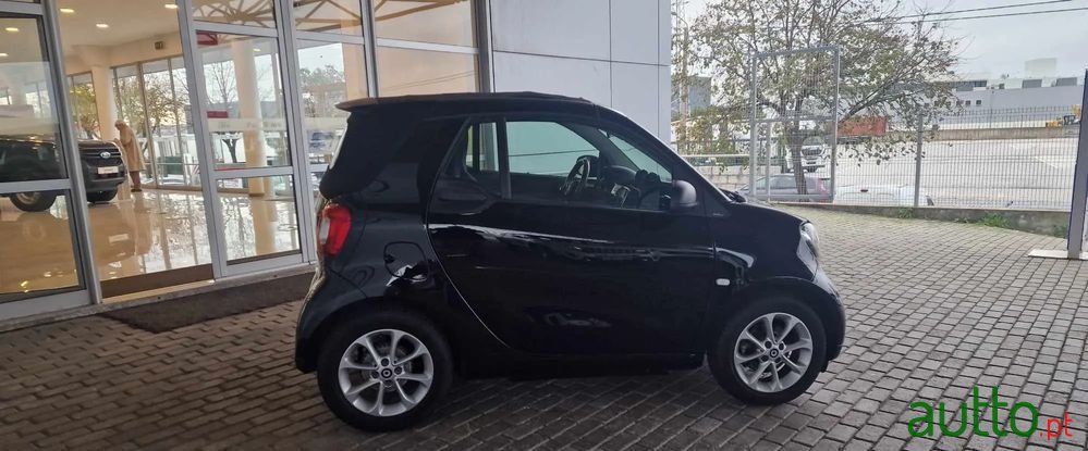 2018' Smart City Cabrio photo #5
