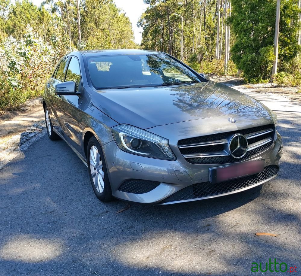 2014' Mercedes-Benz A 180 photo #3
