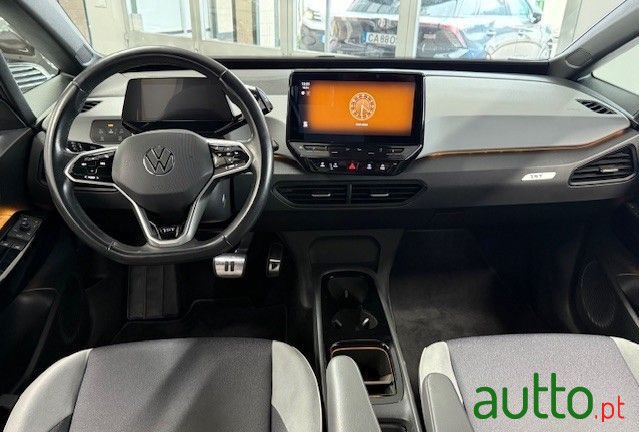 2020' Volkswagen ID.3 photo #5