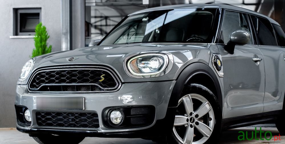 2018' MINI Countryman photo #2