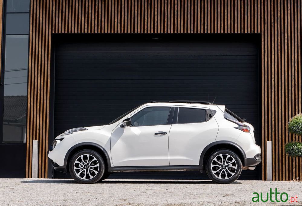 2014' Nissan Juke 1.5 Dci Black Edition photo #5