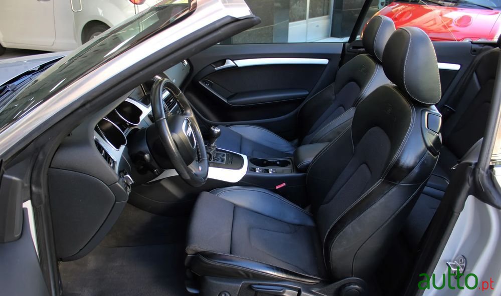 2009' Audi A5 2.0 Tfsi S-Line photo #6