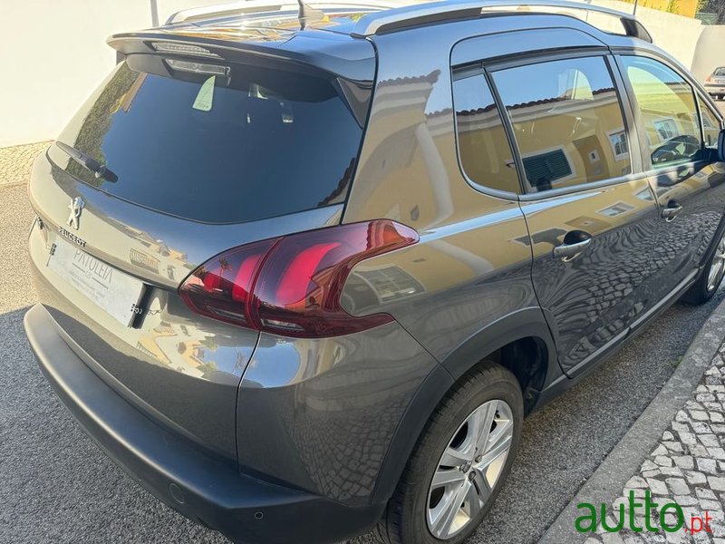 2019' Peugeot 2008 1.2 Puretech Signature photo #6