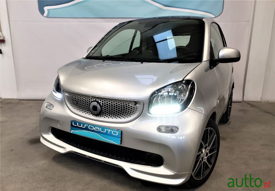2018' Smart Fortwo photo #1