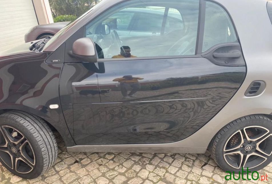 2016' Smart Fortwo photo #2