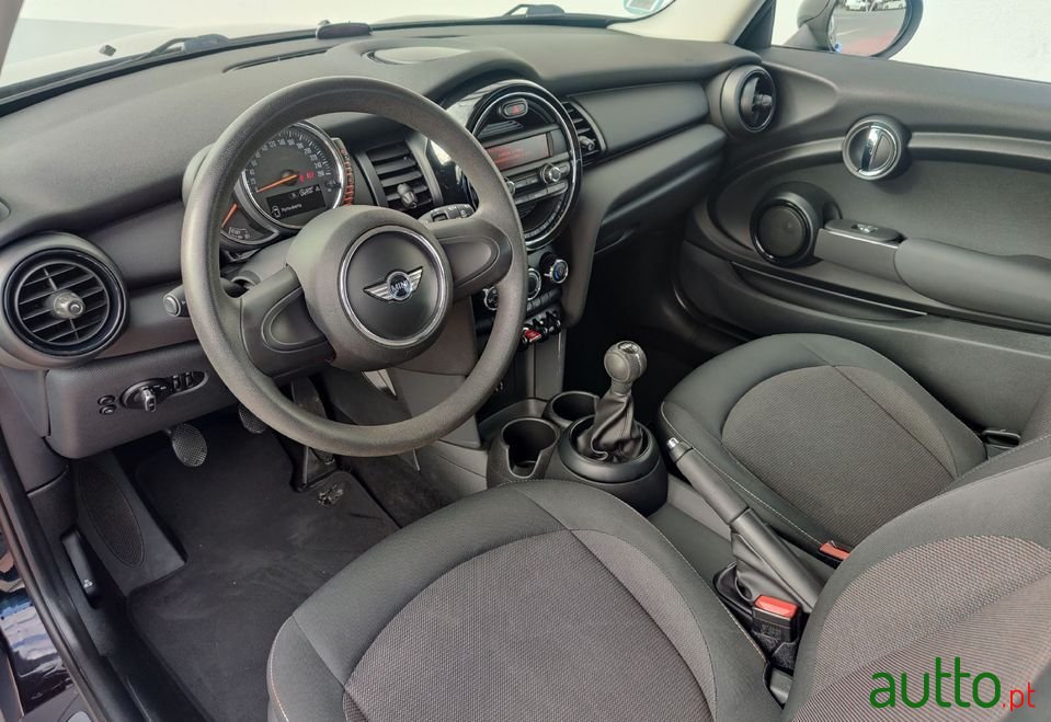 2016' MINI One photo #2