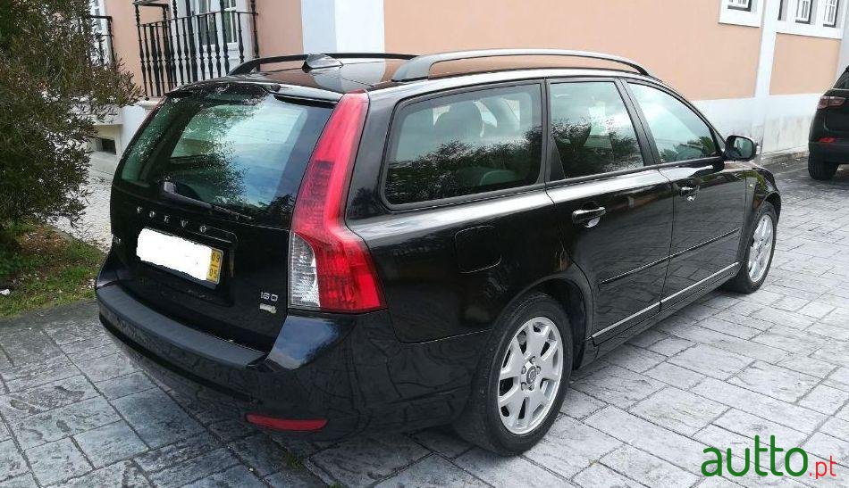 2009' Volvo V50 photo #2