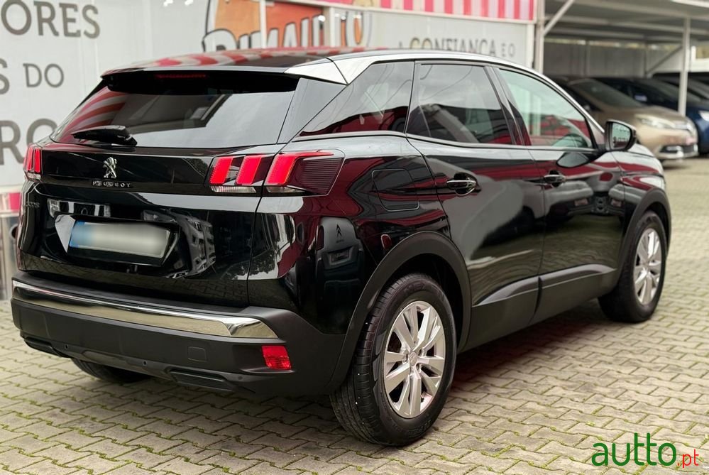 2017' Peugeot 3008 photo #2