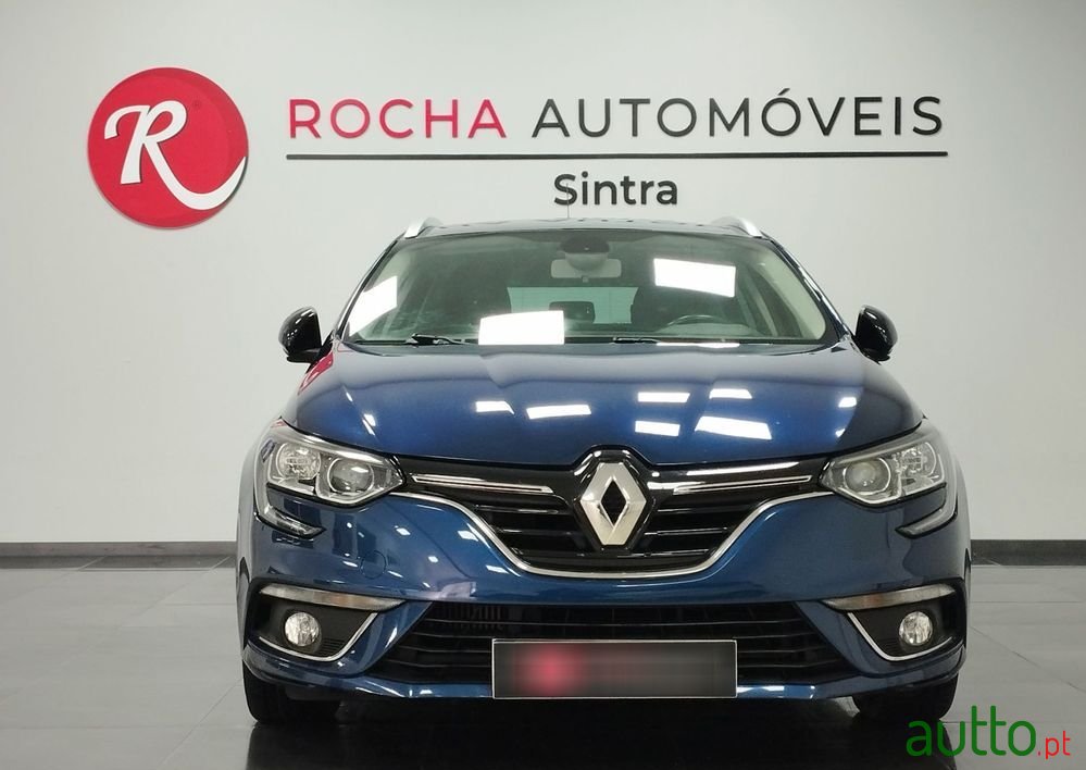2018' Renault Megane Sport Tourer photo #2