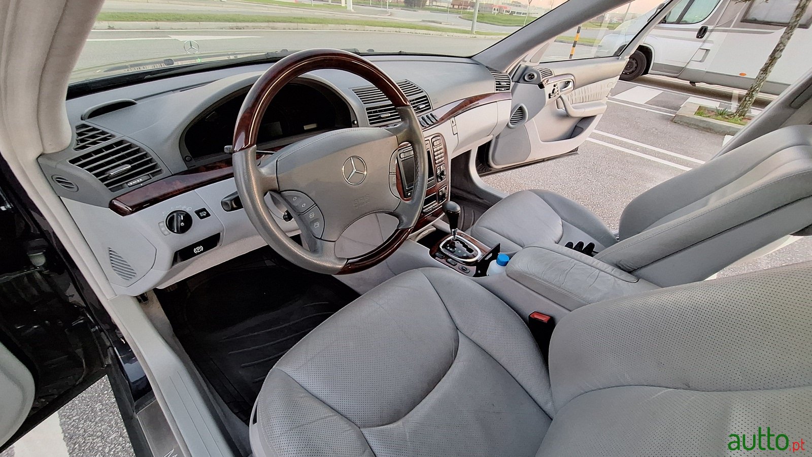 2002' Mercedes-Benz S 400 photo #6