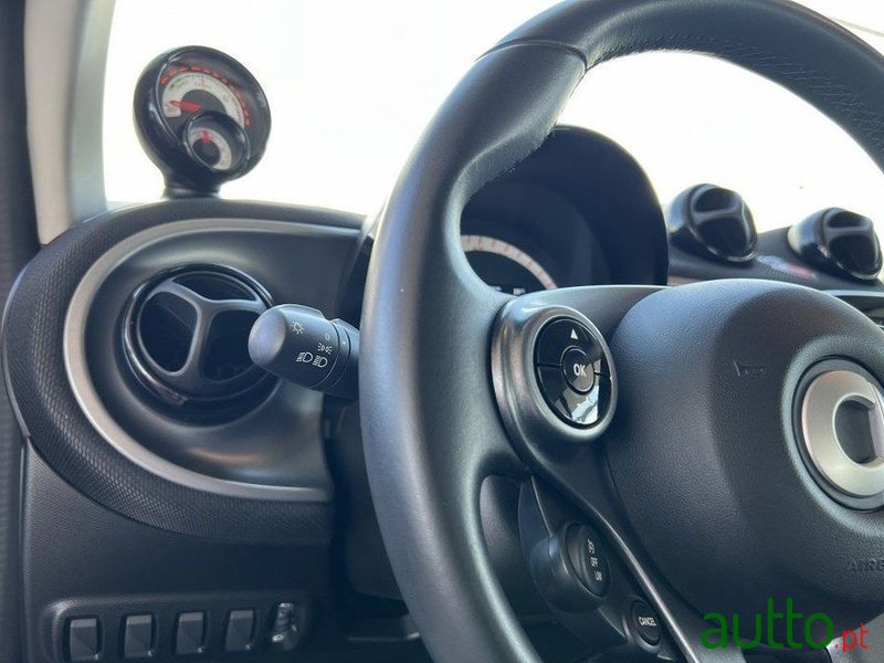 2018' Smart Fortwo photo #4