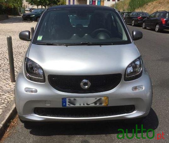 2016' Smart Fortwo Passion photo #1