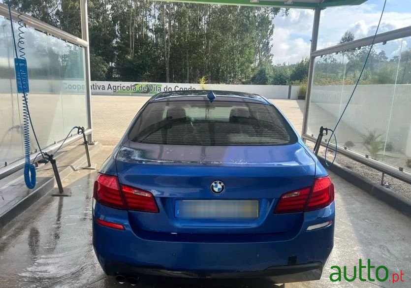 2010' BMW Série 5 photo #3