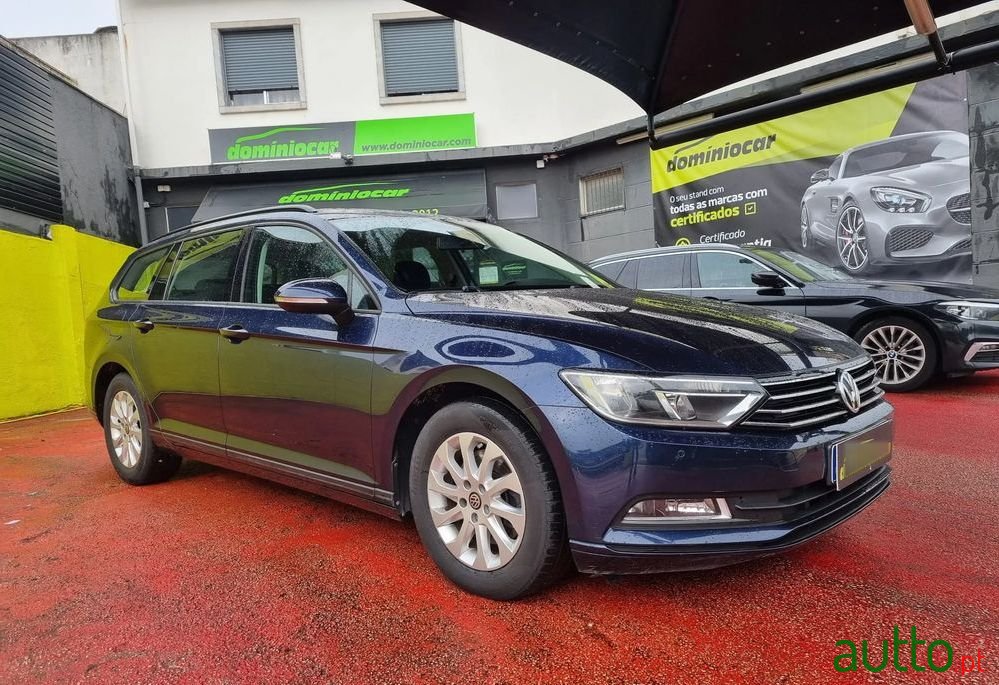 2016' Volkswagen Passat Variant photo #4