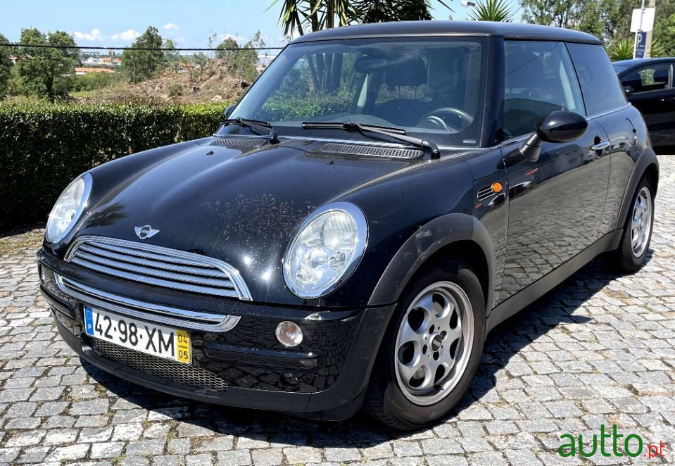 2004' MINI Cooper photo #6