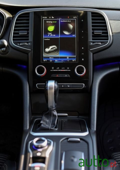 2017' Renault Talisman photo #2