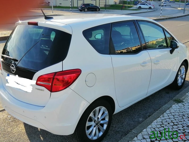 2015' Opel Meriva photo #6