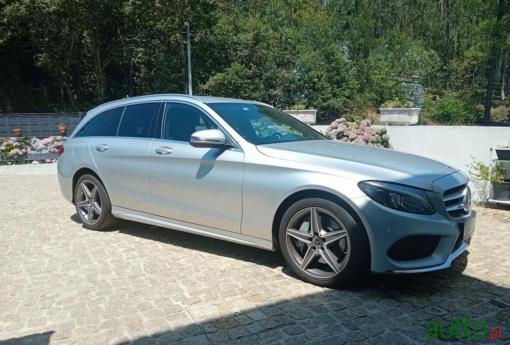 2017' Mercedes-Benz Classe C photo #1