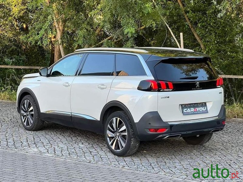 2019' Peugeot 5008 photo #5