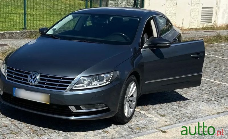 2014' Volkswagen CC photo #6