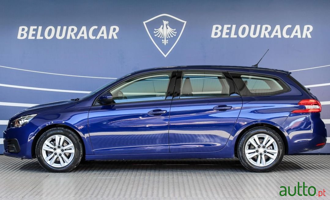 2018' Peugeot 308 photo #3