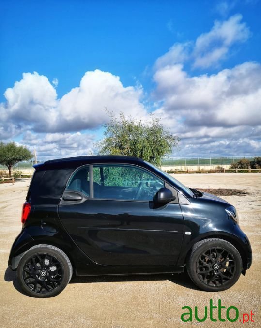 2016' Smart Fortwo photo #3