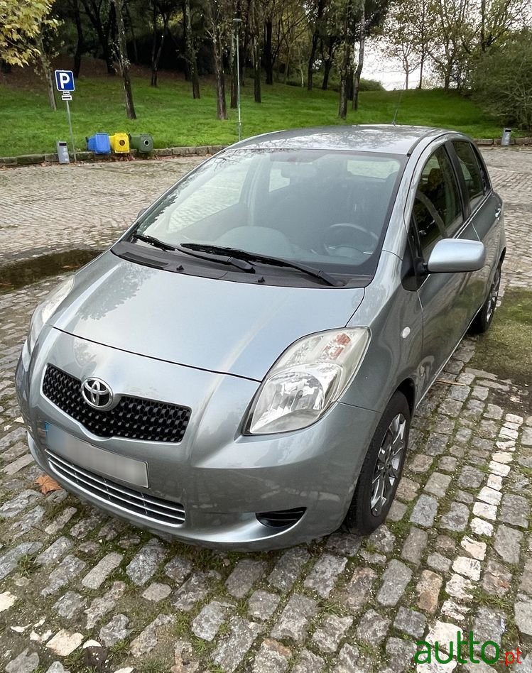 2006' Toyota Yaris 1.0 Vvt-I photo #1