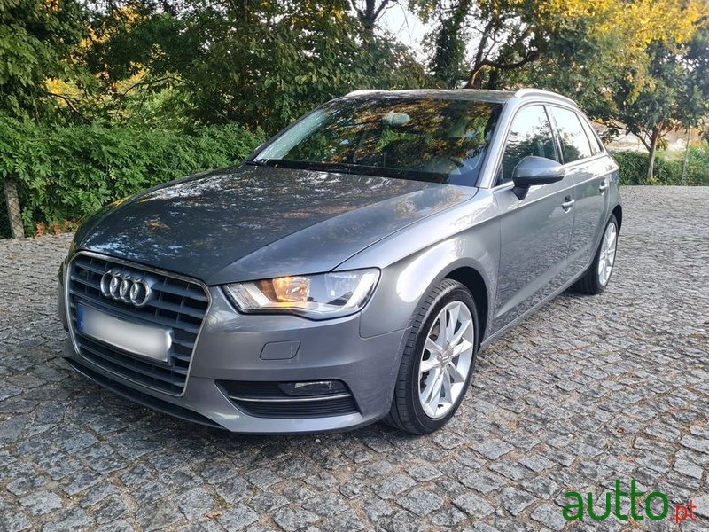 2015' Audi A3 Sportback photo #4