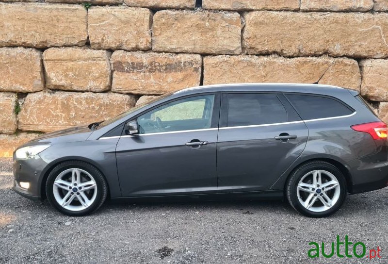 2016' Ford Focus Sw photo #3