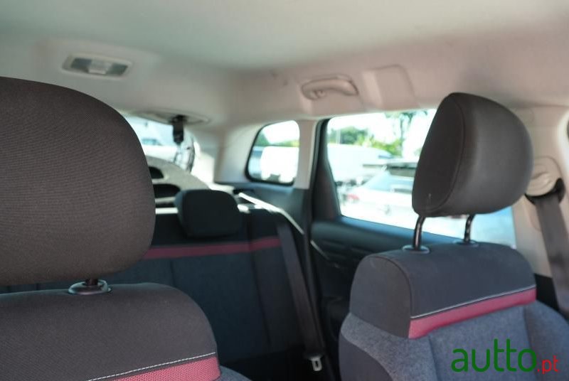2021' Citroen C3 Aircross photo #6