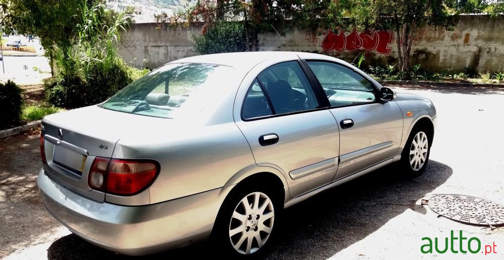 2004' Nissan Almera photo #4