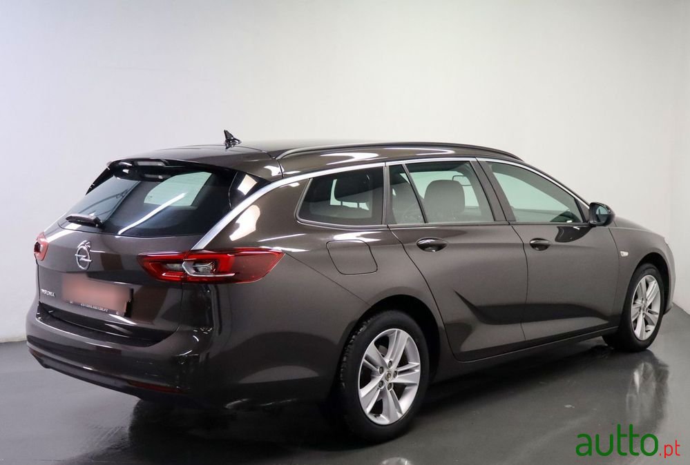 2022' Opel Insignia Sports Tourer photo #3