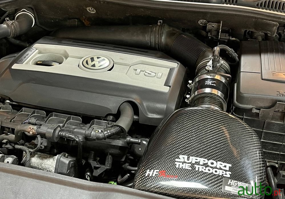 2009' Volkswagen Golf 2.0 Gti photo #5