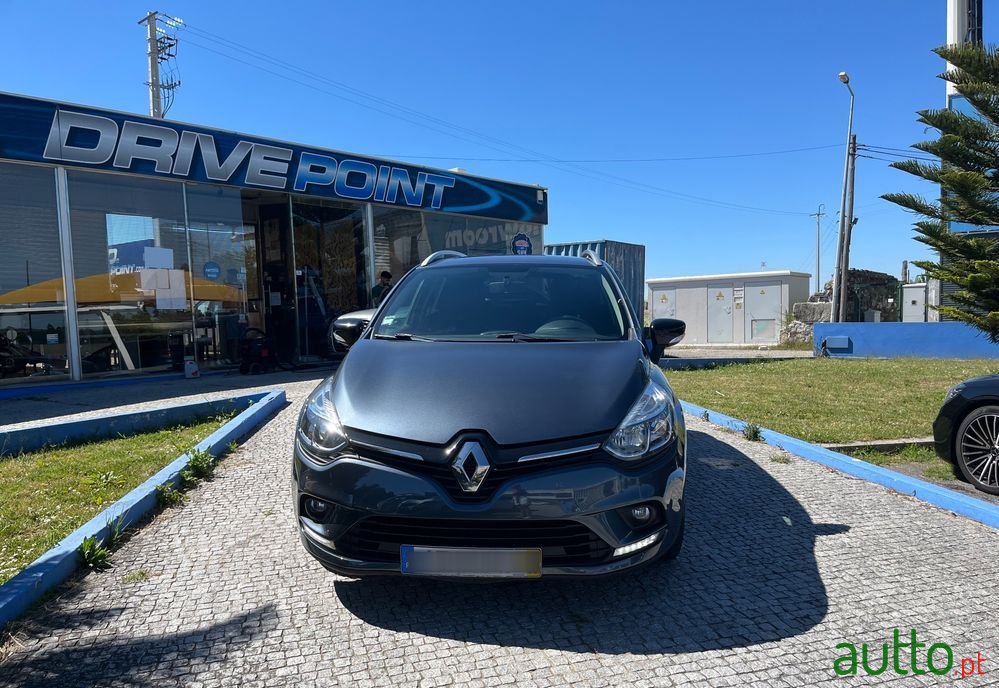2018' Renault Clio Sport Tourer photo #3