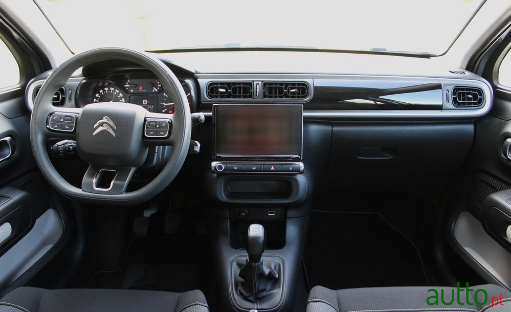 2022' Citroen C3 photo #2