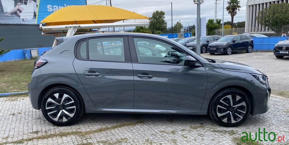 2024' Peugeot 208 1.2 Puretech Active photo #5